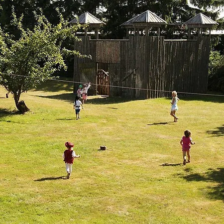 Gutshof Sparow Nossentiner Huette