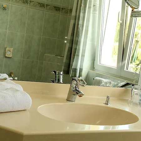 Gutshof Sparow Nossentiner Huette