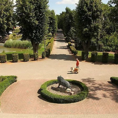 Gutshof Sparow Hotel Nossentiner Huette