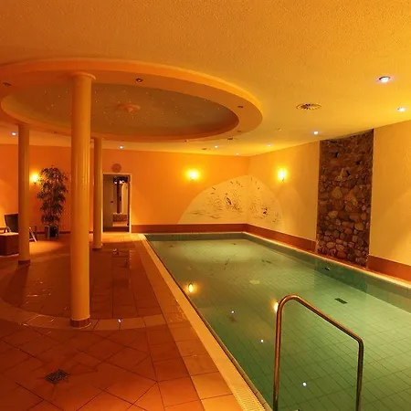 Gutshof Sparow 4* Nossentiner Huette