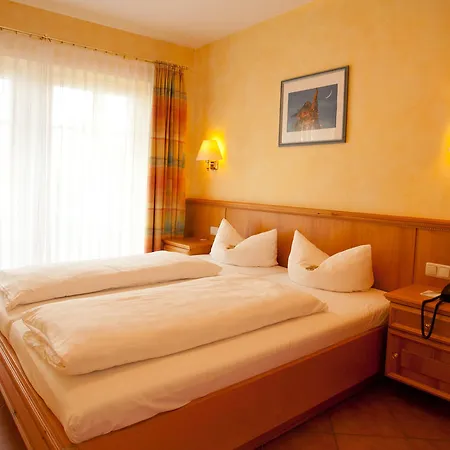 Gutshof Sparow 4* Nossentiner Huette