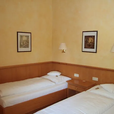 Gutshof Sparow Hotel Nossentiner Huette